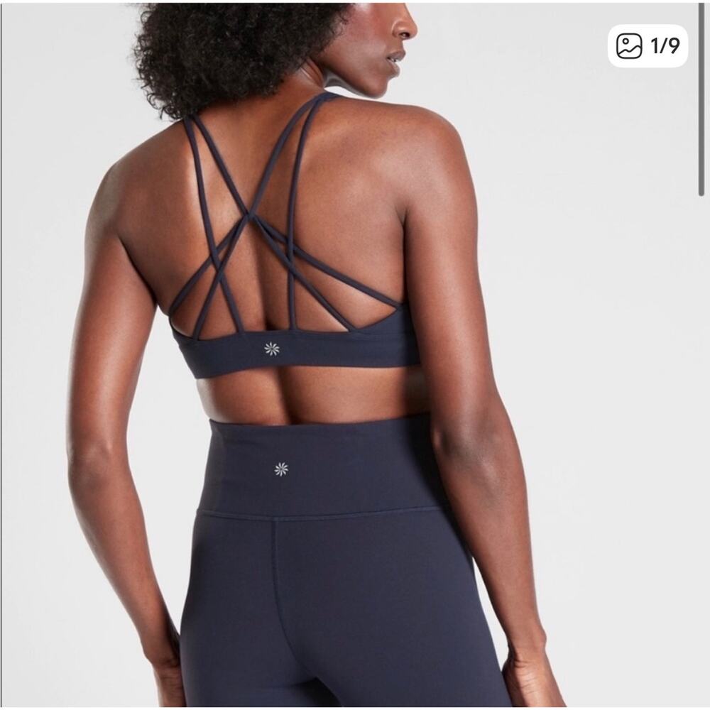 NWT Athleta Solace Sports Bra D-DD in Powervita Navy Size Small